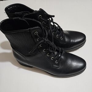 Naturalizer soul ankle boot